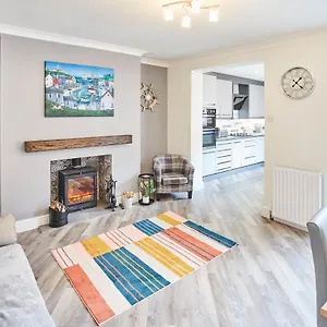 Host & - 1 Montrose Street Saltburn-by-the-Sea
