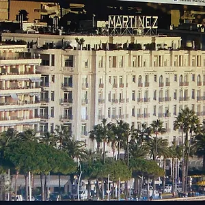 https://2chambres-2-salles-de-bains-palais-des-festivals.fr-provencehotel.com